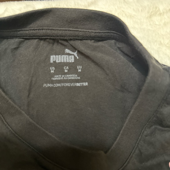 Puma tshirt black size medium - Picture 2 of 4